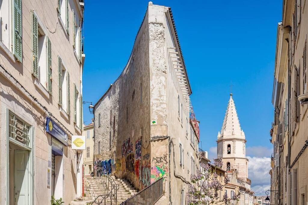 Appartement 5*, Climatise, Avec Terrasse Au Quartier Le Panier Marseille Bagian luar foto